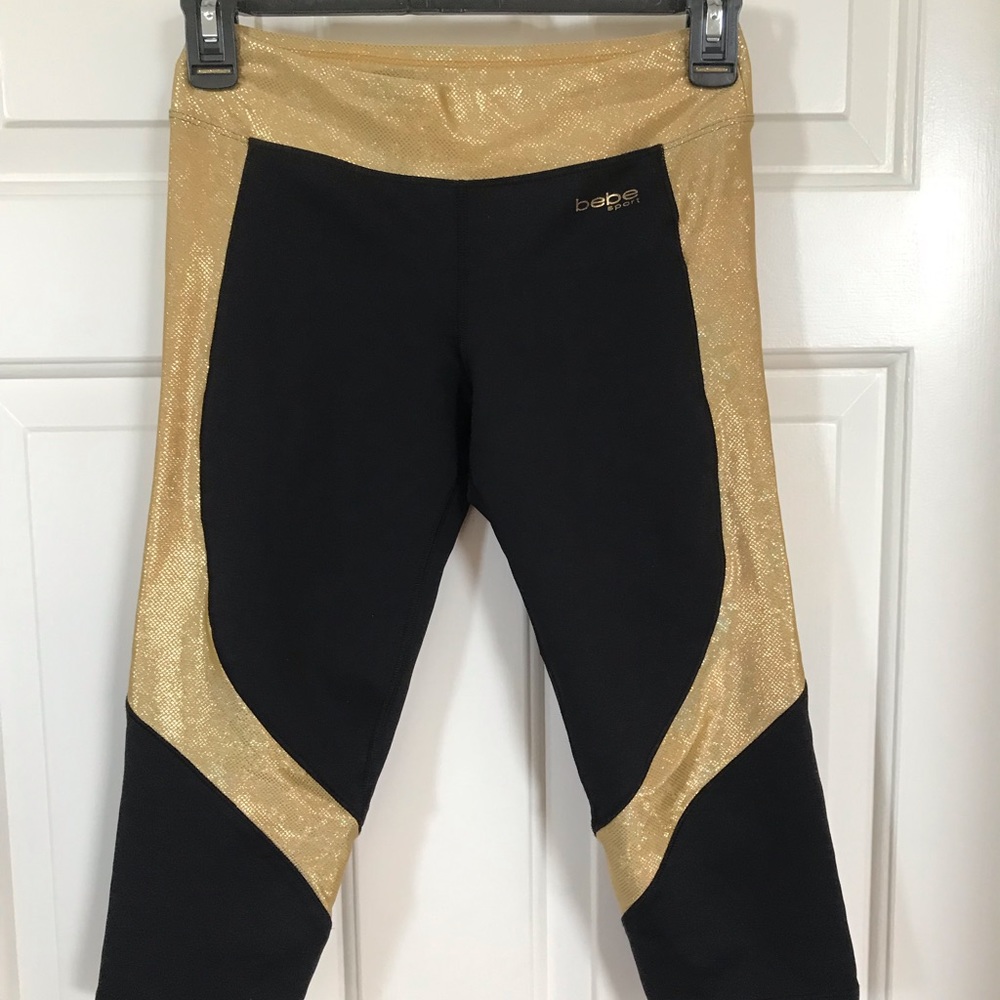 Bebe Capri Leggings XS